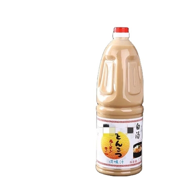 Salade de ramen personnalisée saison japonaise soupe de nouilles pour une sauce délicieuse