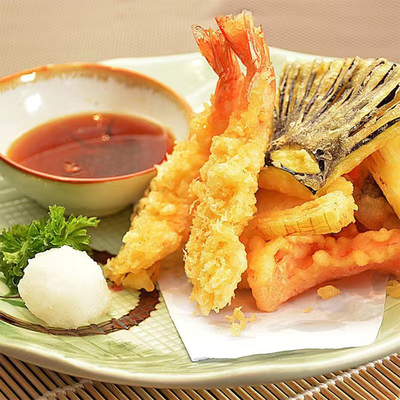 Farine de blé japonaise en vrac frite croquante, recouverte de tempura en poudre pour cuisson