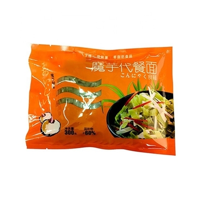 Noodles de séchage en maille de plastique blanche avec une durée de conservation de 12 mois et des noodles d'eau normale
