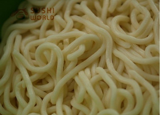 Noodles Udon congelées au sarrasin au style traditionnel japonais