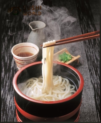 Noodles Udon congelées au sarrasin au style traditionnel japonais