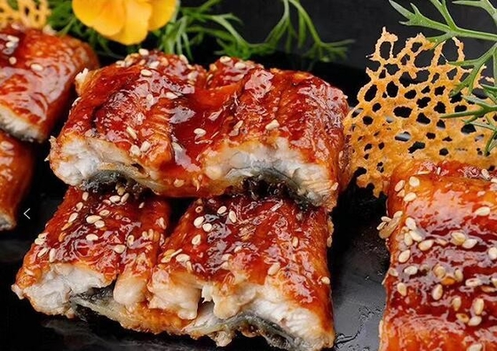 Des morceaux d'anguille Unagi grillés surgelés l' ingrédient parfait pour vos recettes