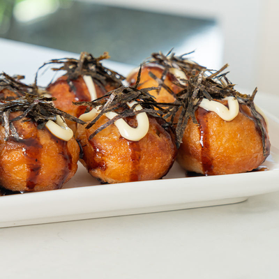Une délicieuse boule de poulpe takoyaki congelée pour plus de commodité et d'authenticité