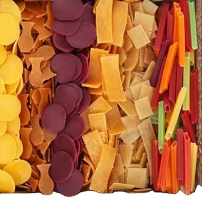 Carottes de pommes de terre roses normales, rouleaux de calmar, bandes de crevettes, matériaux d'embryon, crêpes de crevettes blanches et rouges